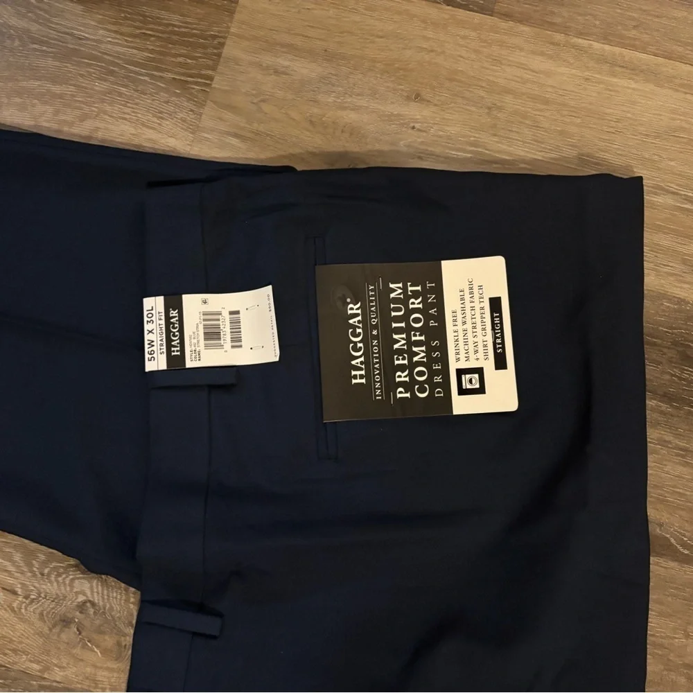 Men's Haggar Comfort Dress Pants  Navy Sz 56x30